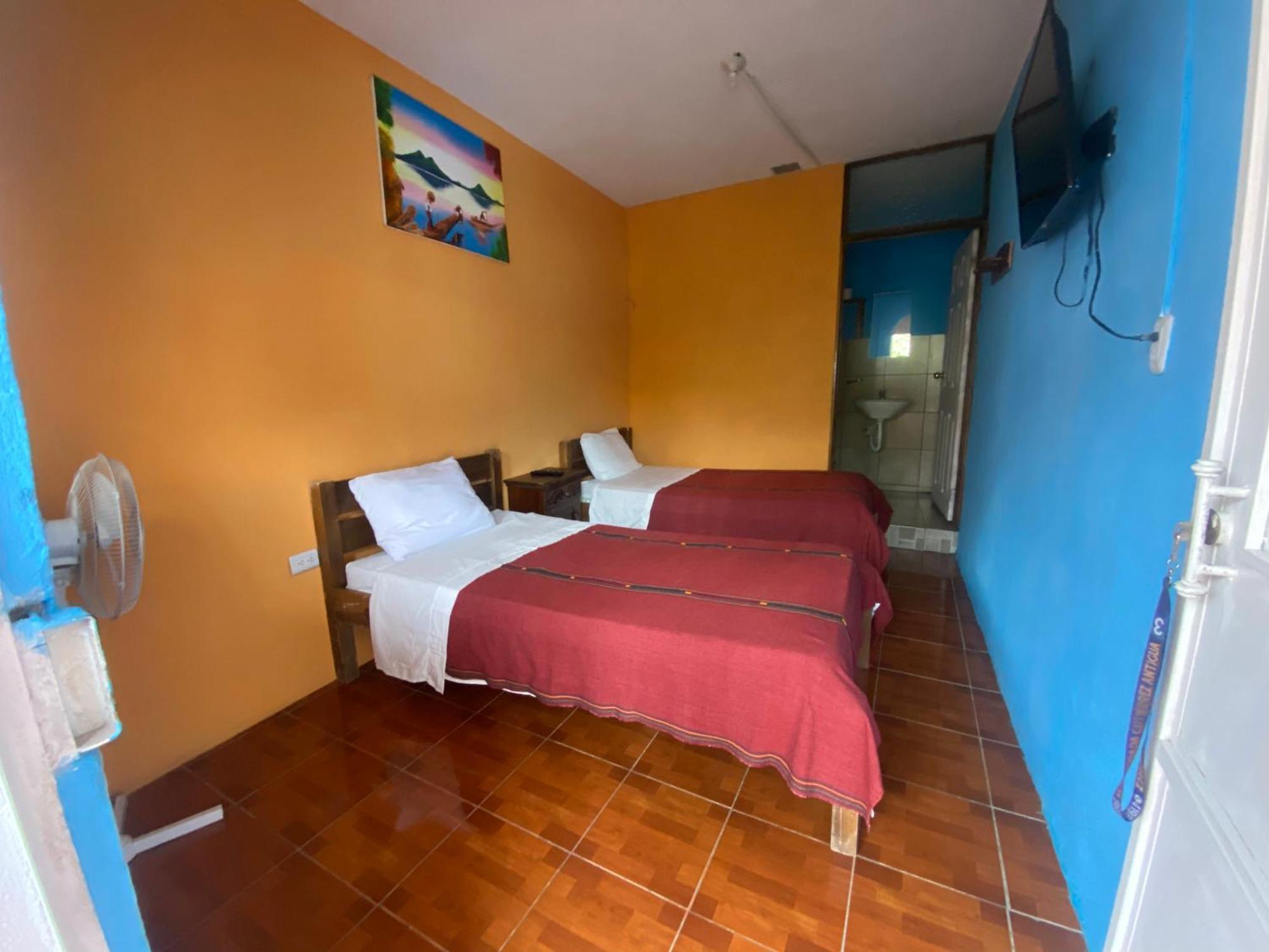 Hotel Posada Gutierrez Panajachel Exteriér fotografie