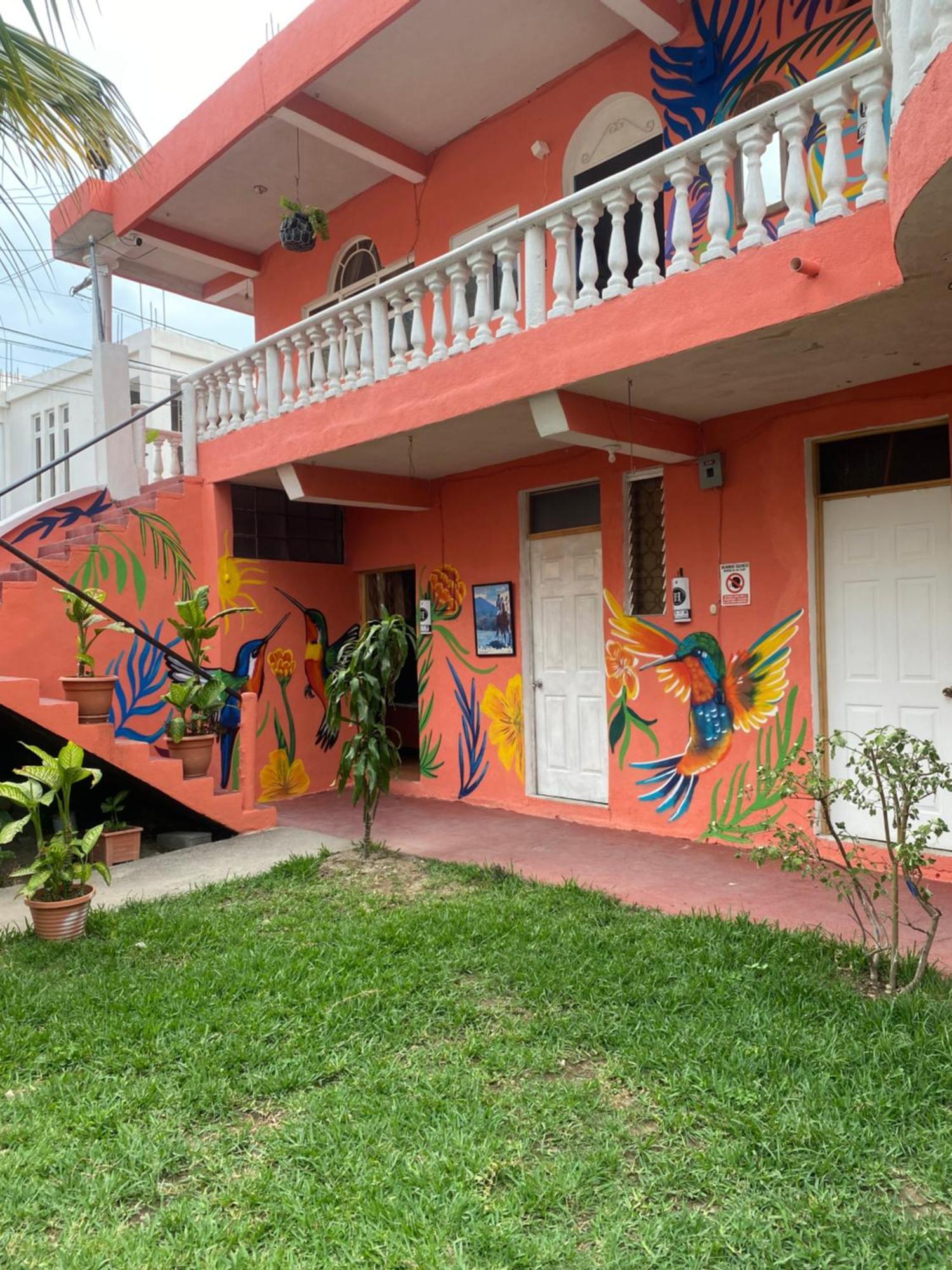 Hotel Posada Gutierrez Panajachel Exteriér fotografie